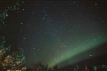 Nordlicht und Sterne